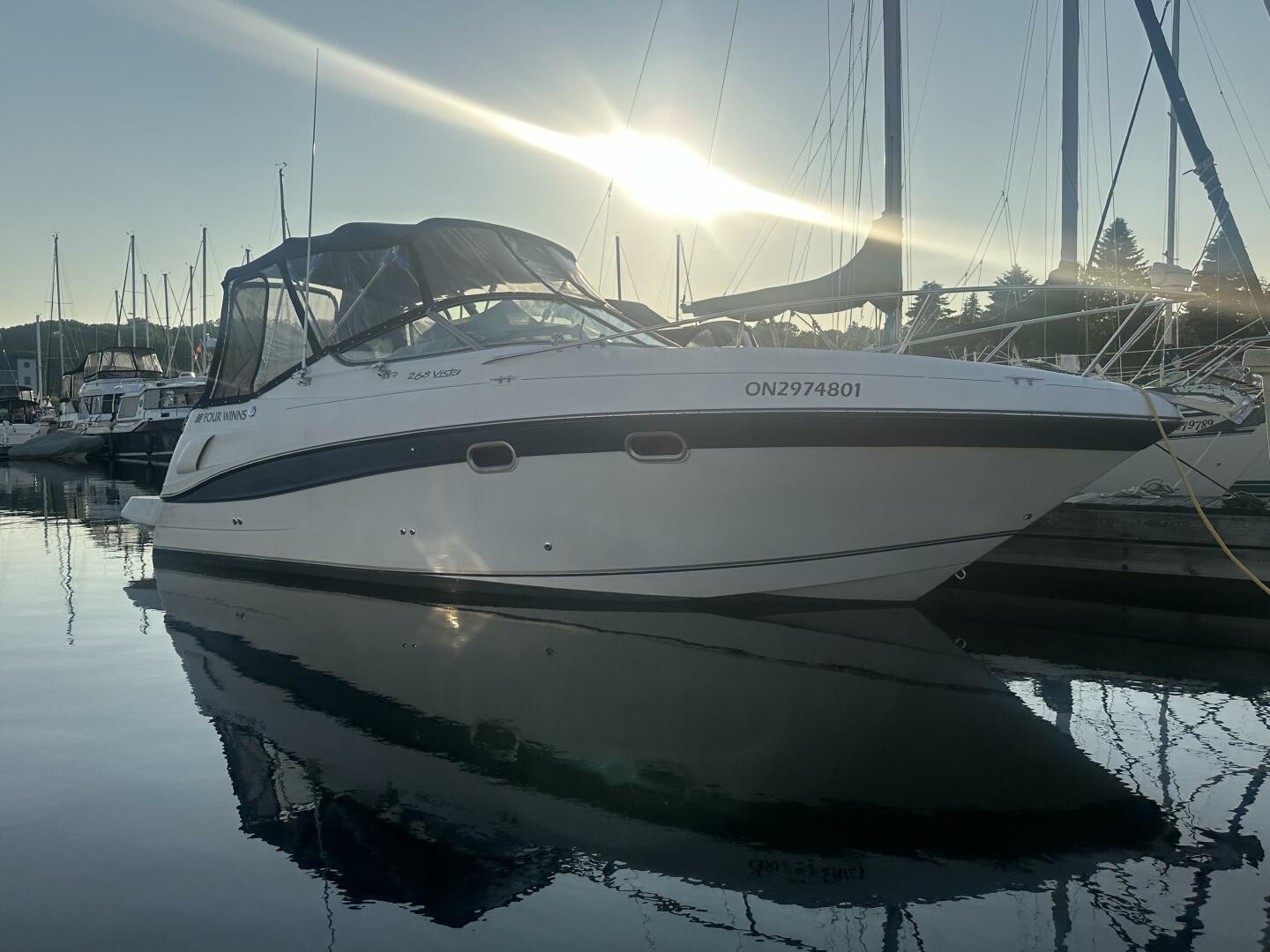 Apres Ski 26ft Four Winns Yacht For Sale