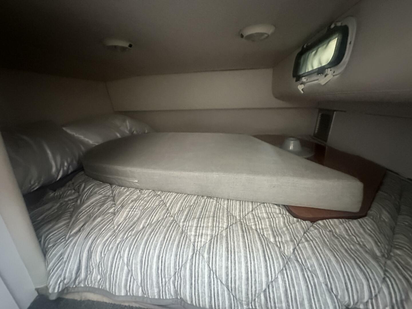 Apres Ski 26ft Four Winns Yacht For Sale