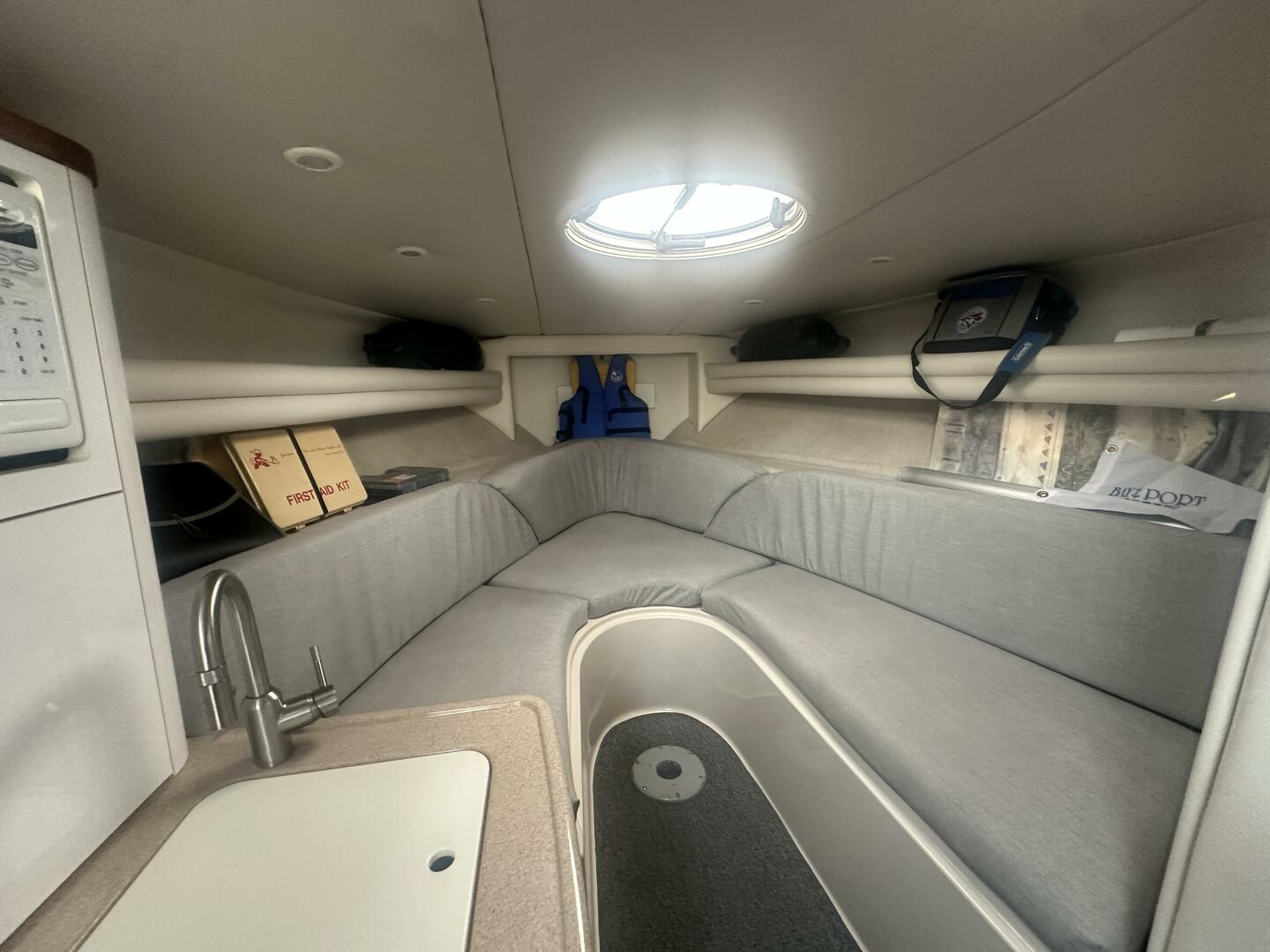Apres Ski 26ft Four Winns Yacht For Sale