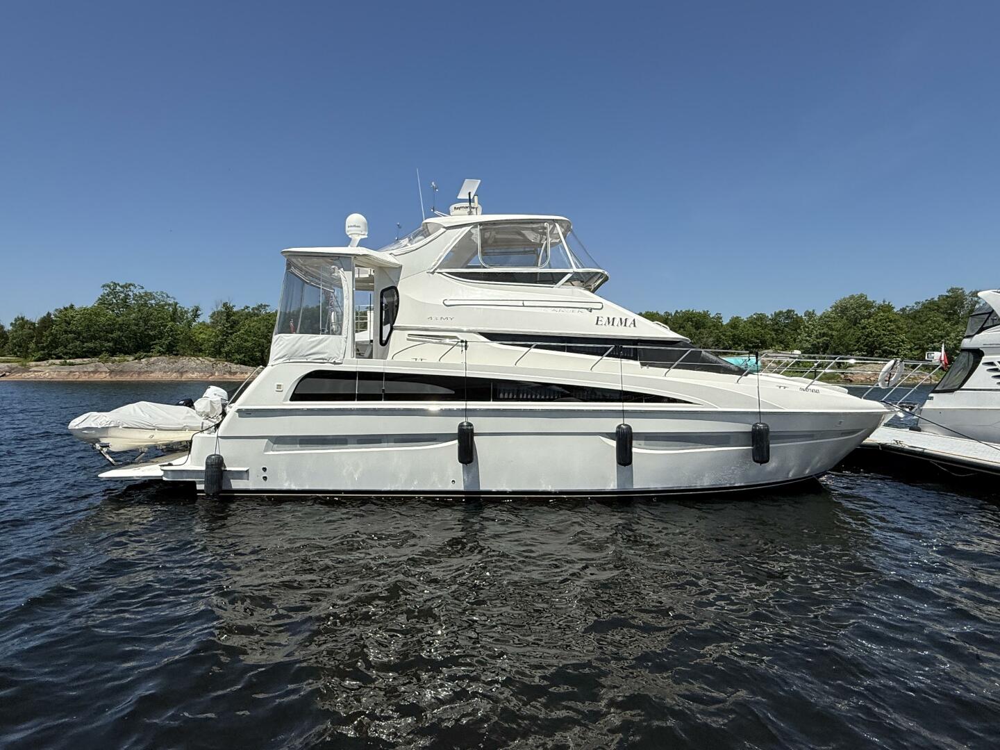 EMMA 49ft Carver Yacht For Sale
