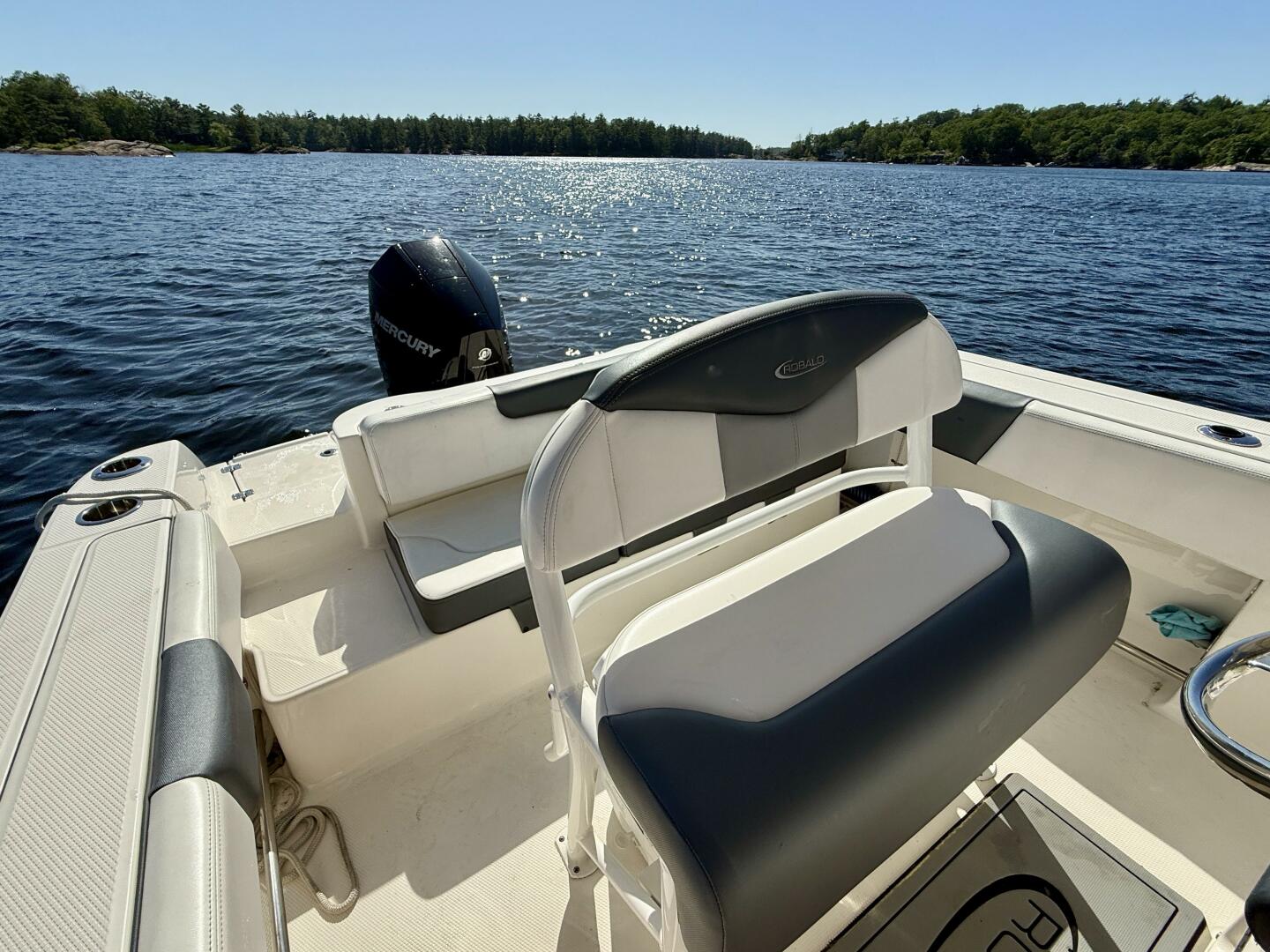 20ft Robalo Yacht For Sale