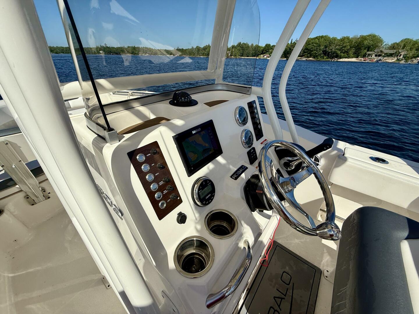 20ft Robalo Yacht For Sale
