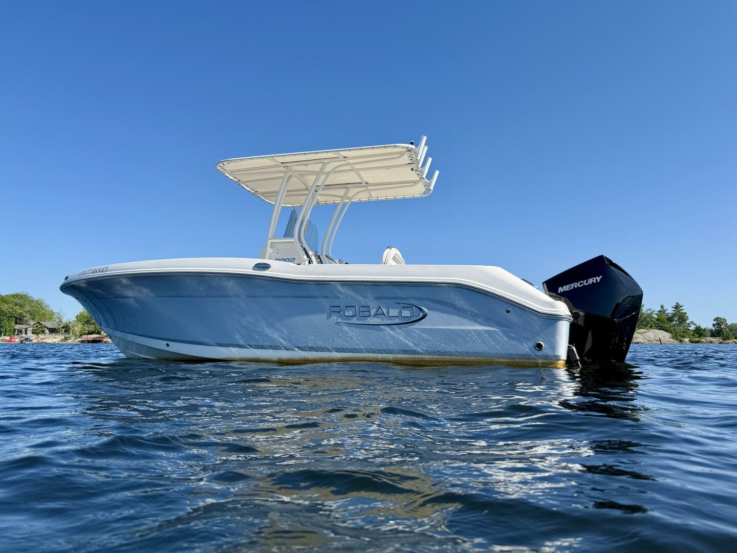 20ft Robalo Yacht For Sale