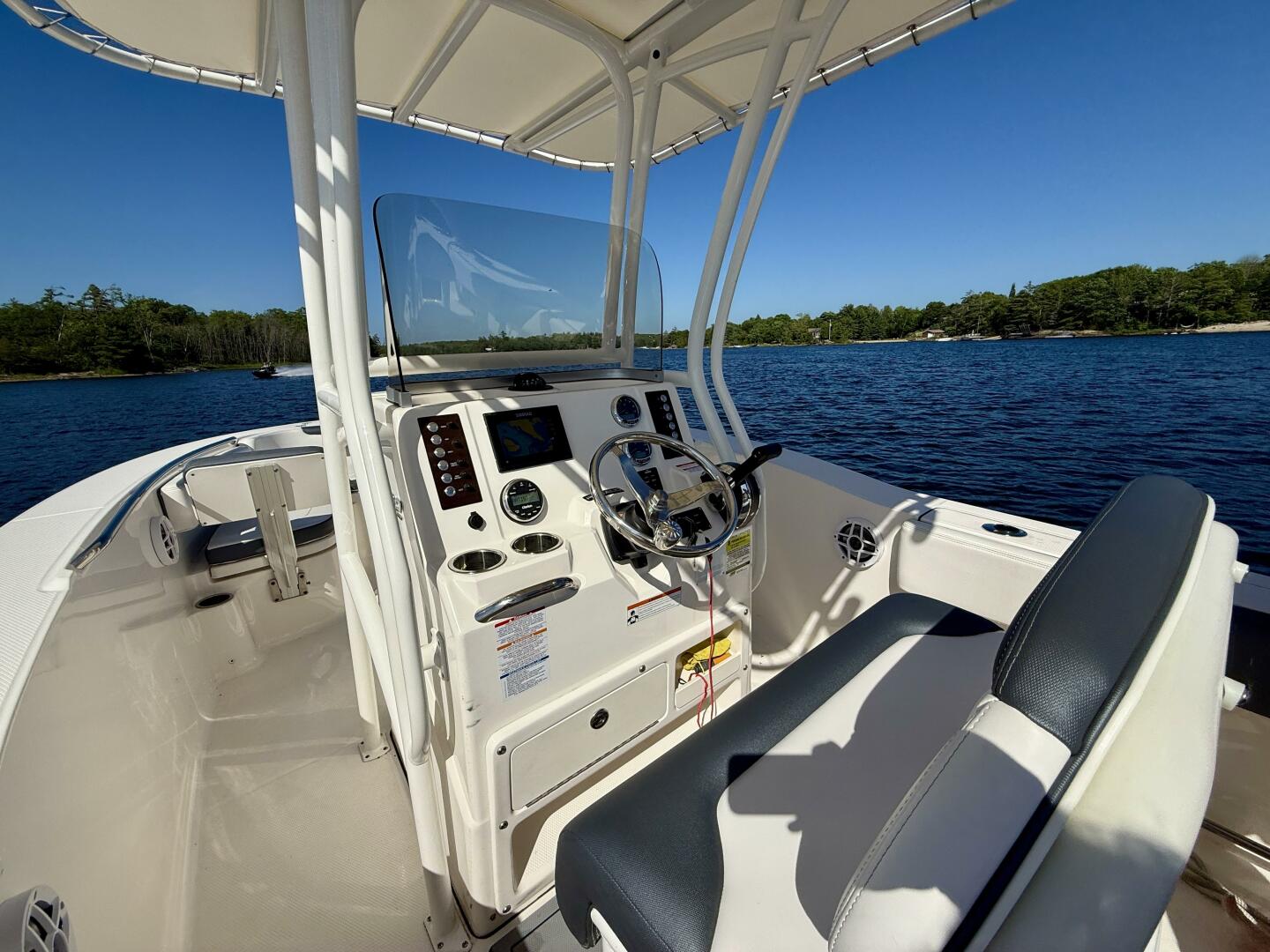 20ft Robalo Yacht For Sale