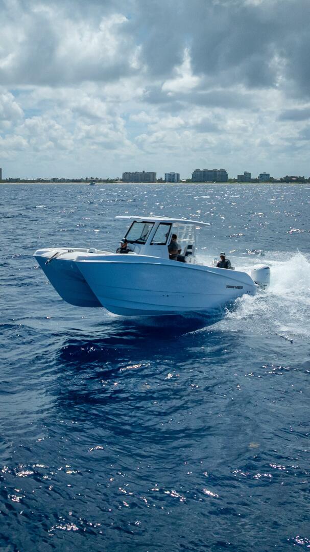 26ft Twin Vee Yacht For Sale