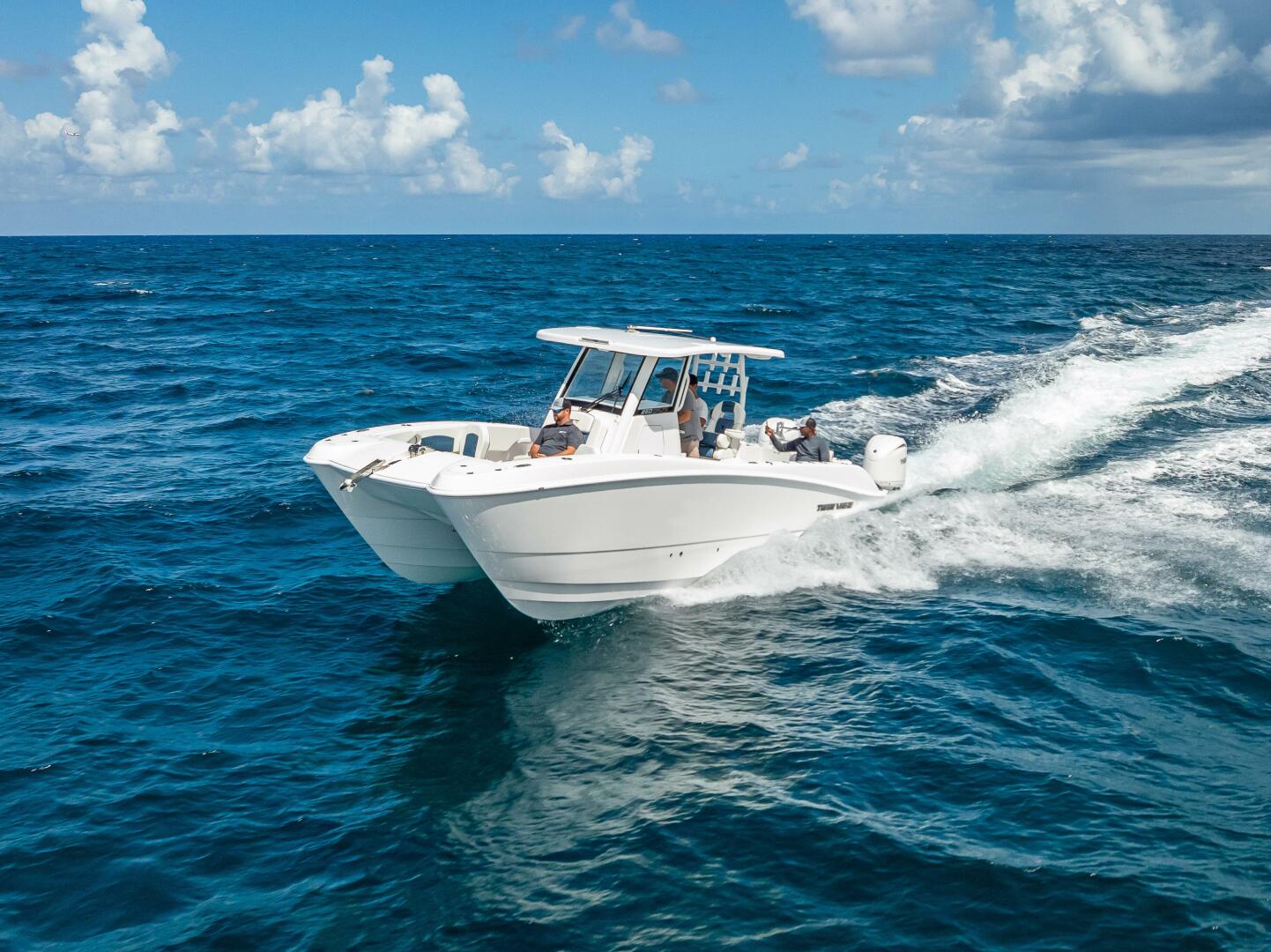 26ft Twin Vee Yacht For Sale