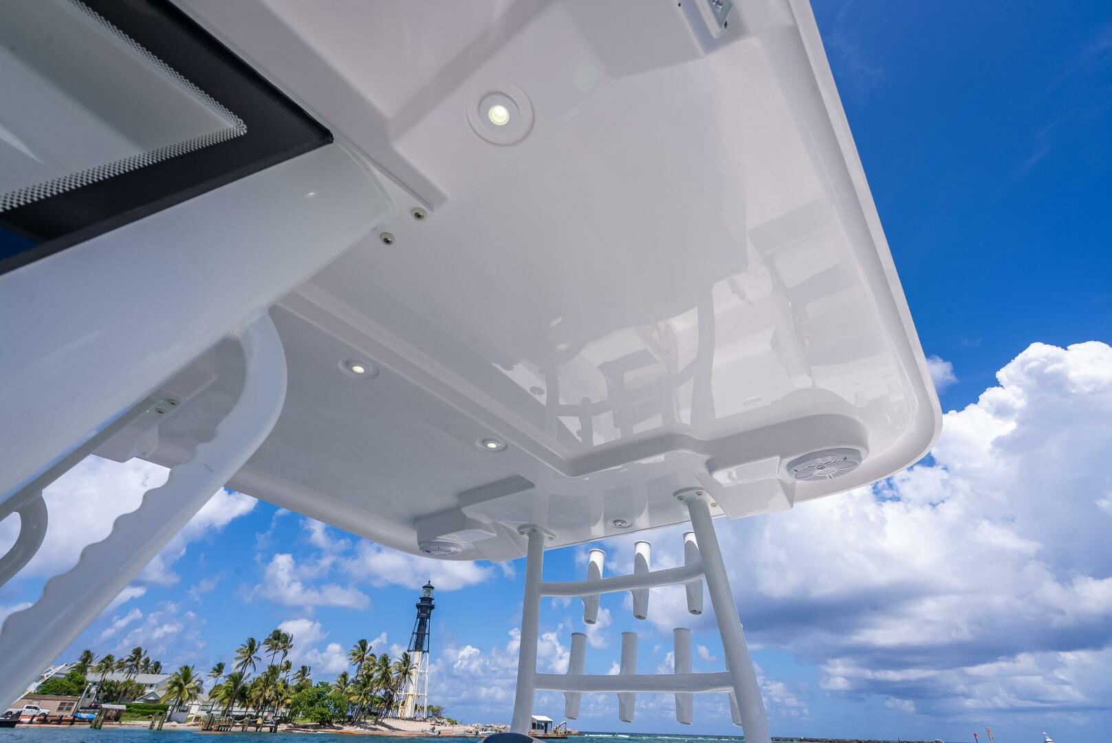 26ft Twin Vee Yacht For Sale