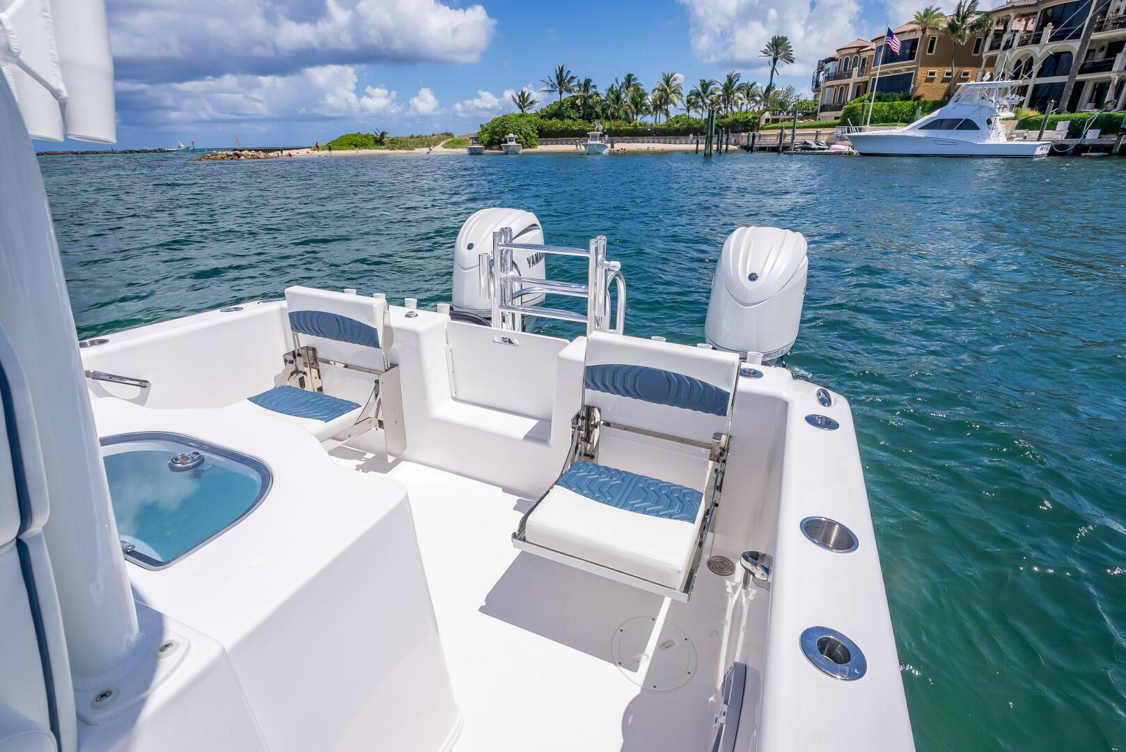 26ft Twin Vee Yacht For Sale
