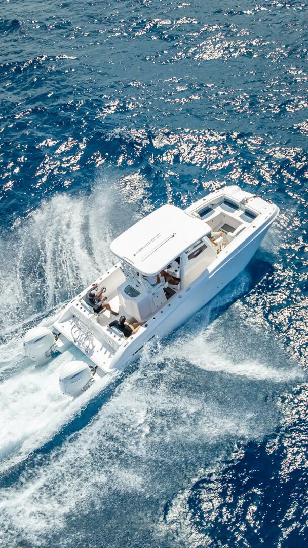 26ft Twin Vee Yacht For Sale