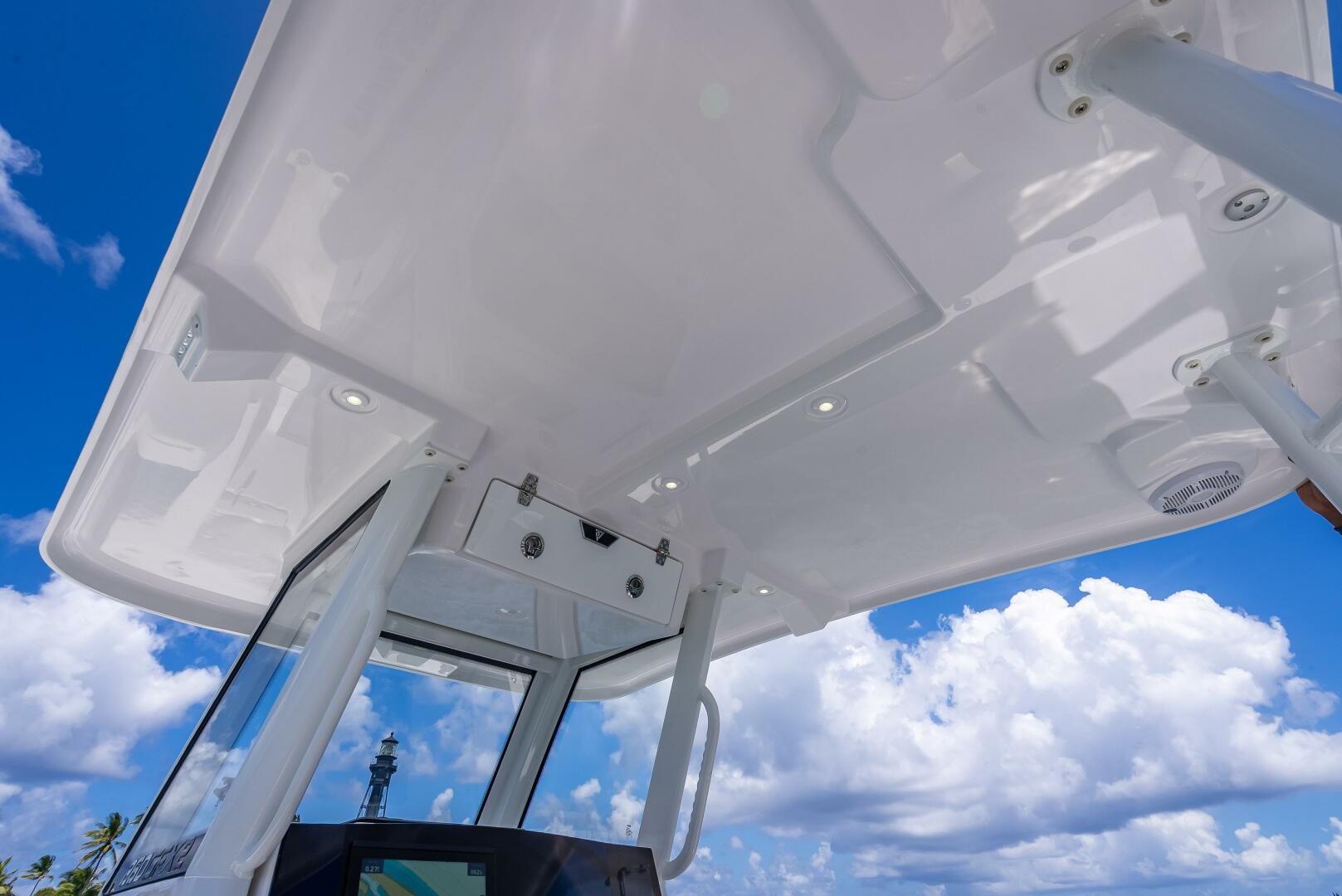 26ft Twin Vee Yacht For Sale