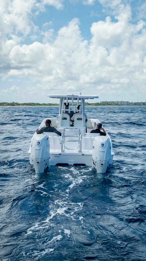 26ft Twin Vee Yacht For Sale