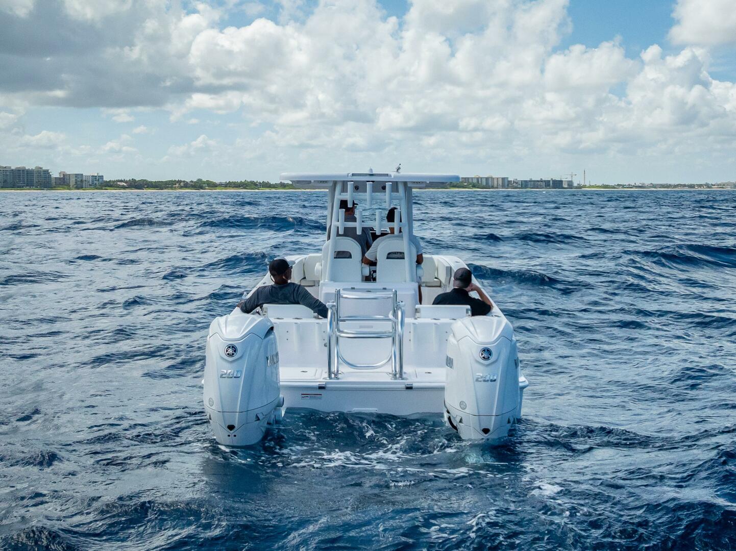 26ft Twin Vee Yacht For Sale