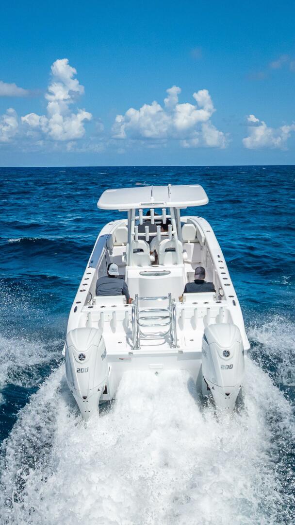26ft Twin Vee Yacht For Sale