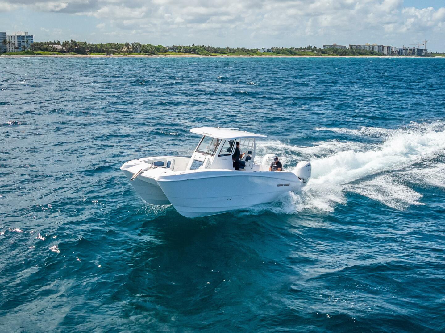 26ft Twin Vee Yacht For Sale