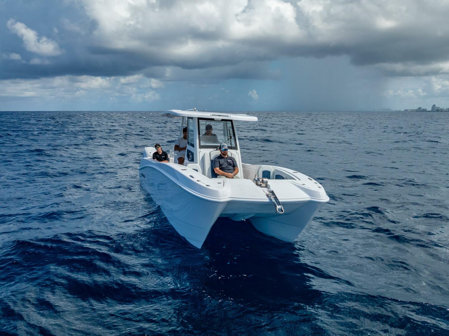 26ft Twin Vee Yacht For Sale