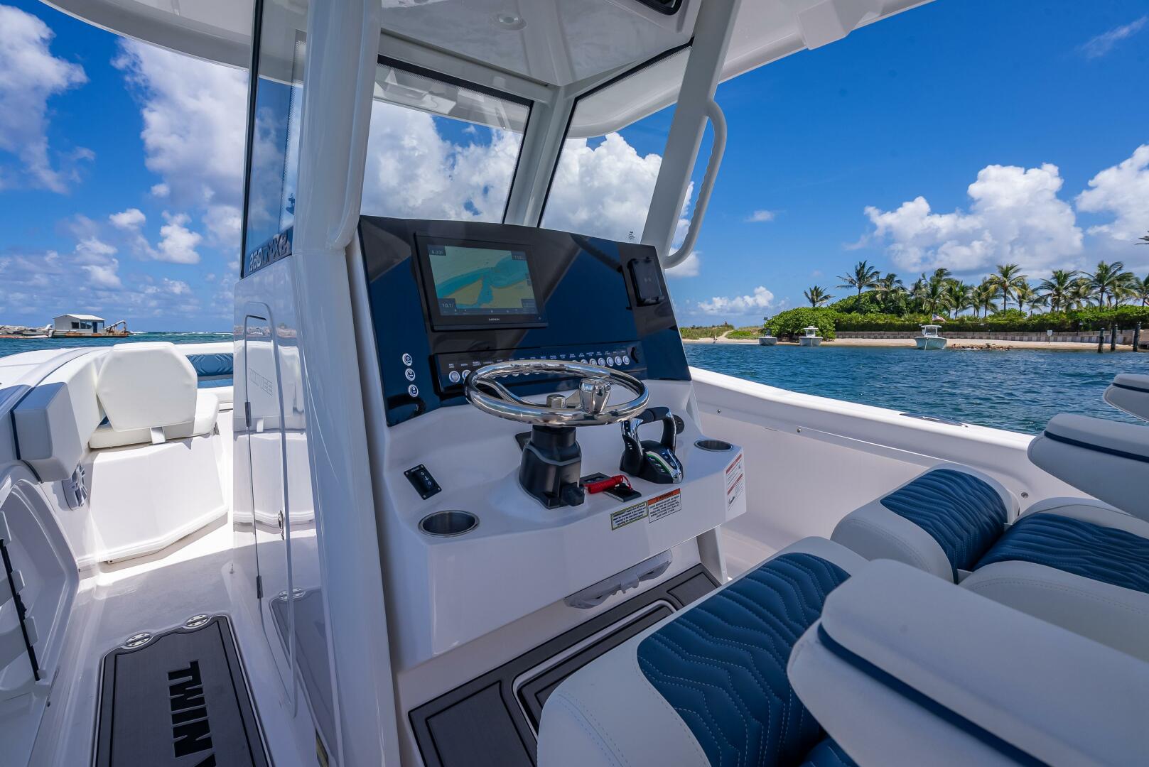 26ft Twin Vee Yacht For Sale