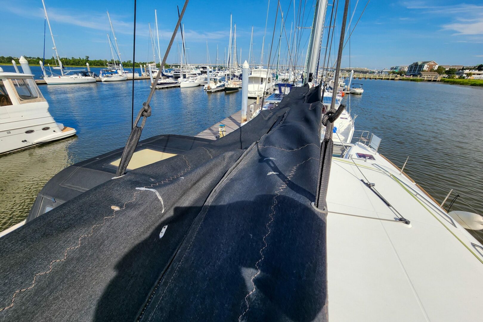 39ft Lagoon Yacht For Sale