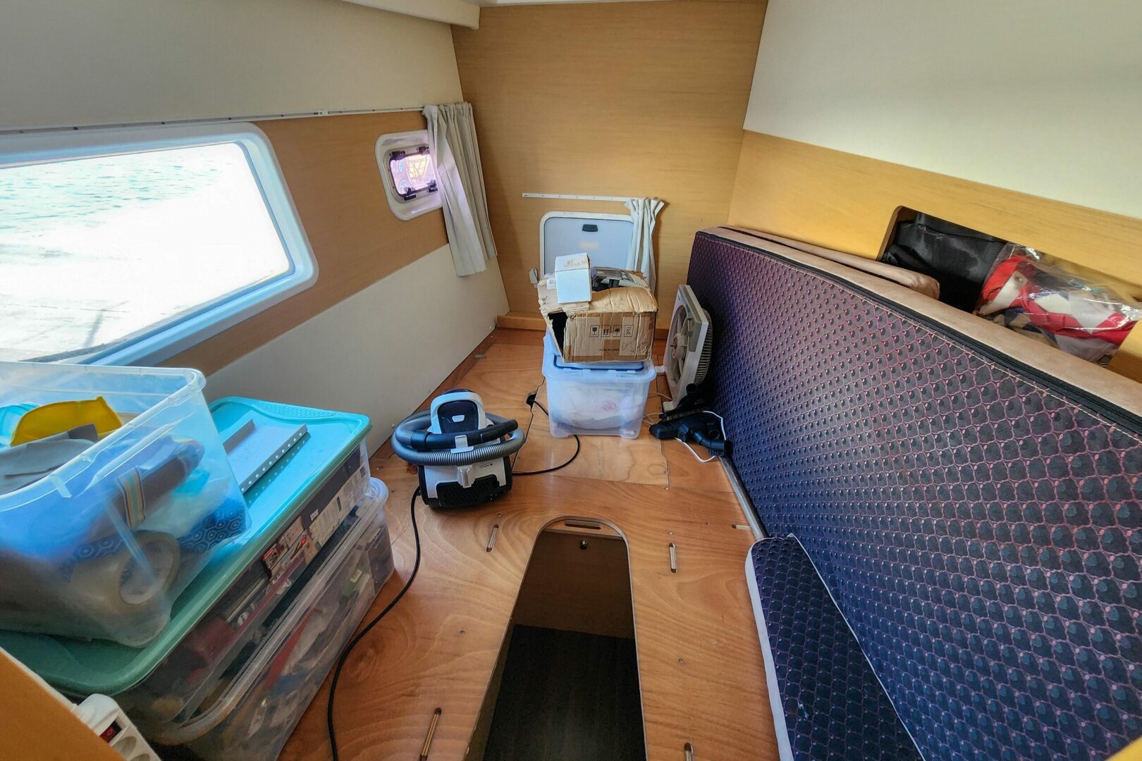 39ft Lagoon Yacht For Sale