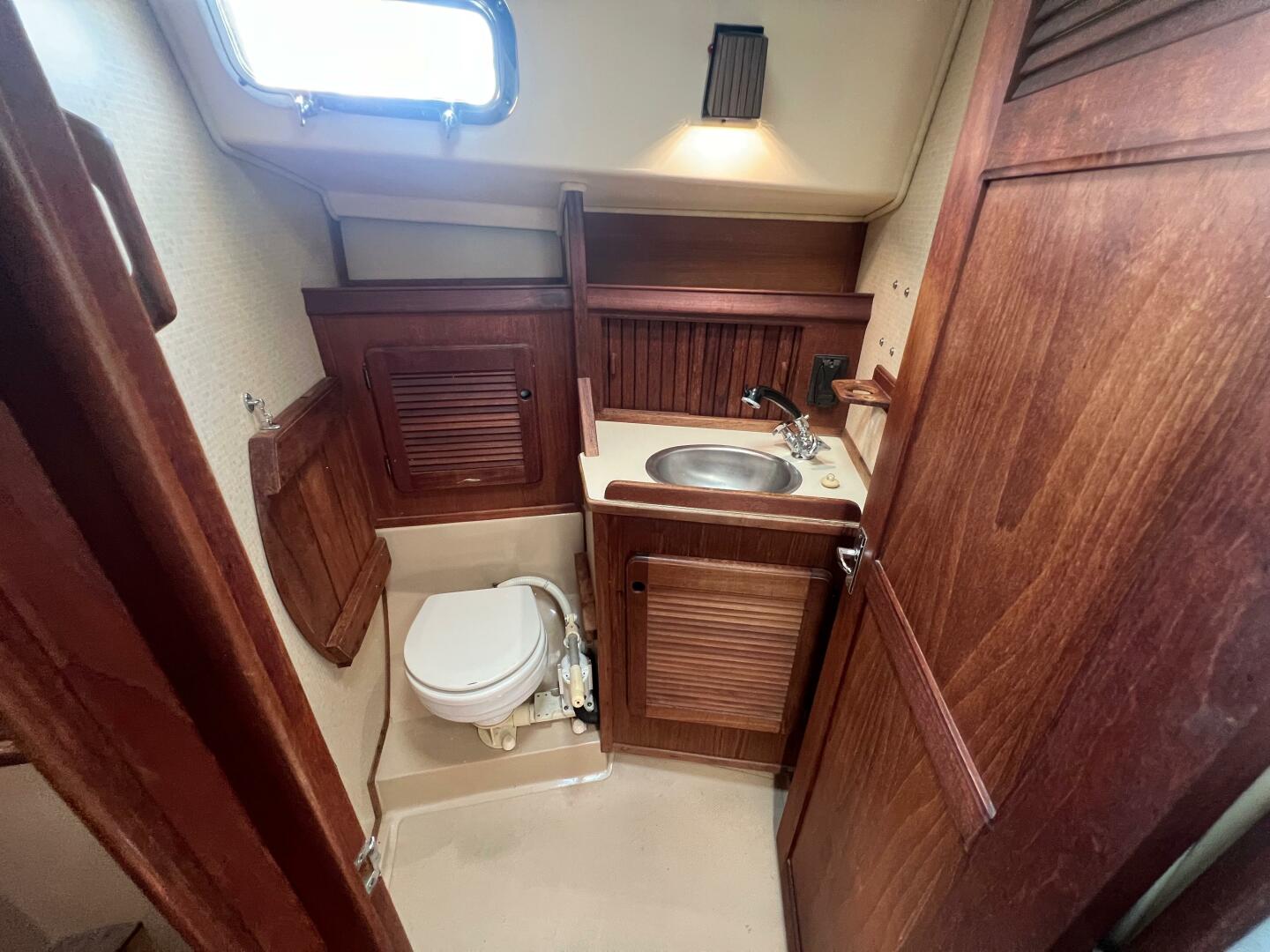 El Bo Room 31ft Island Packet Yacht For Sale