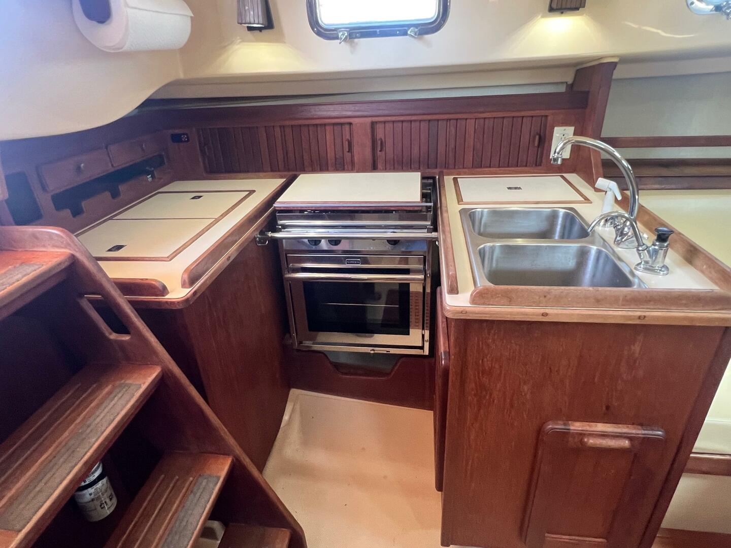 El Bo Room 31ft Island Packet Yacht For Sale