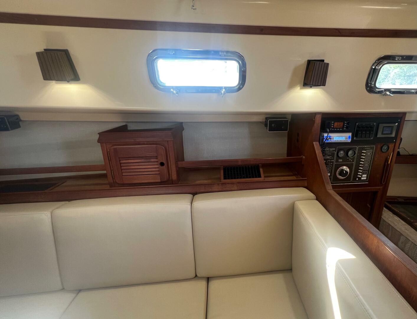 El Bo Room 31ft Island Packet Yacht For Sale