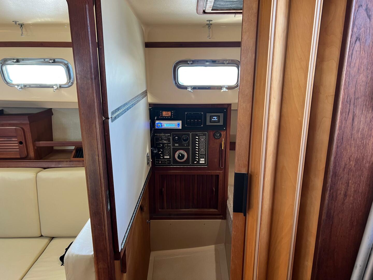 El Bo Room 31ft Island Packet Yacht For Sale