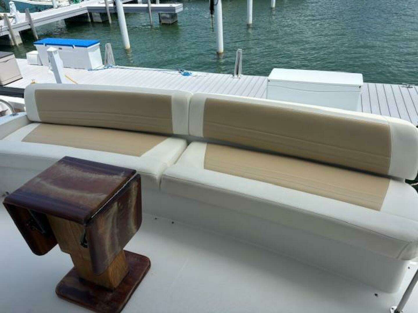 Scout 400 LXF Yacht For Sale