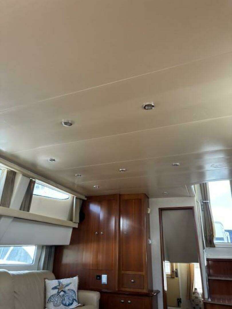 Scout 400 LXF Yacht For Sale