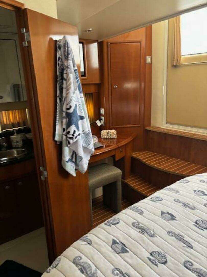 Scout 400 LXF Yacht For Sale
