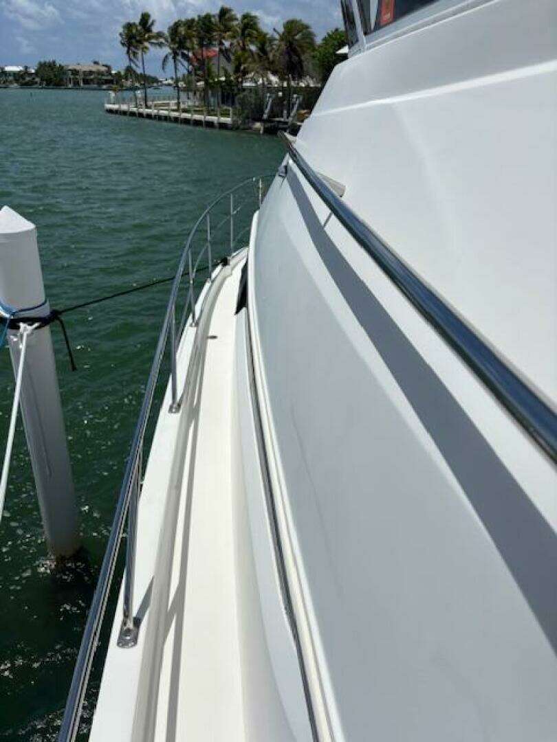 Scout 400 LXF Yacht For Sale