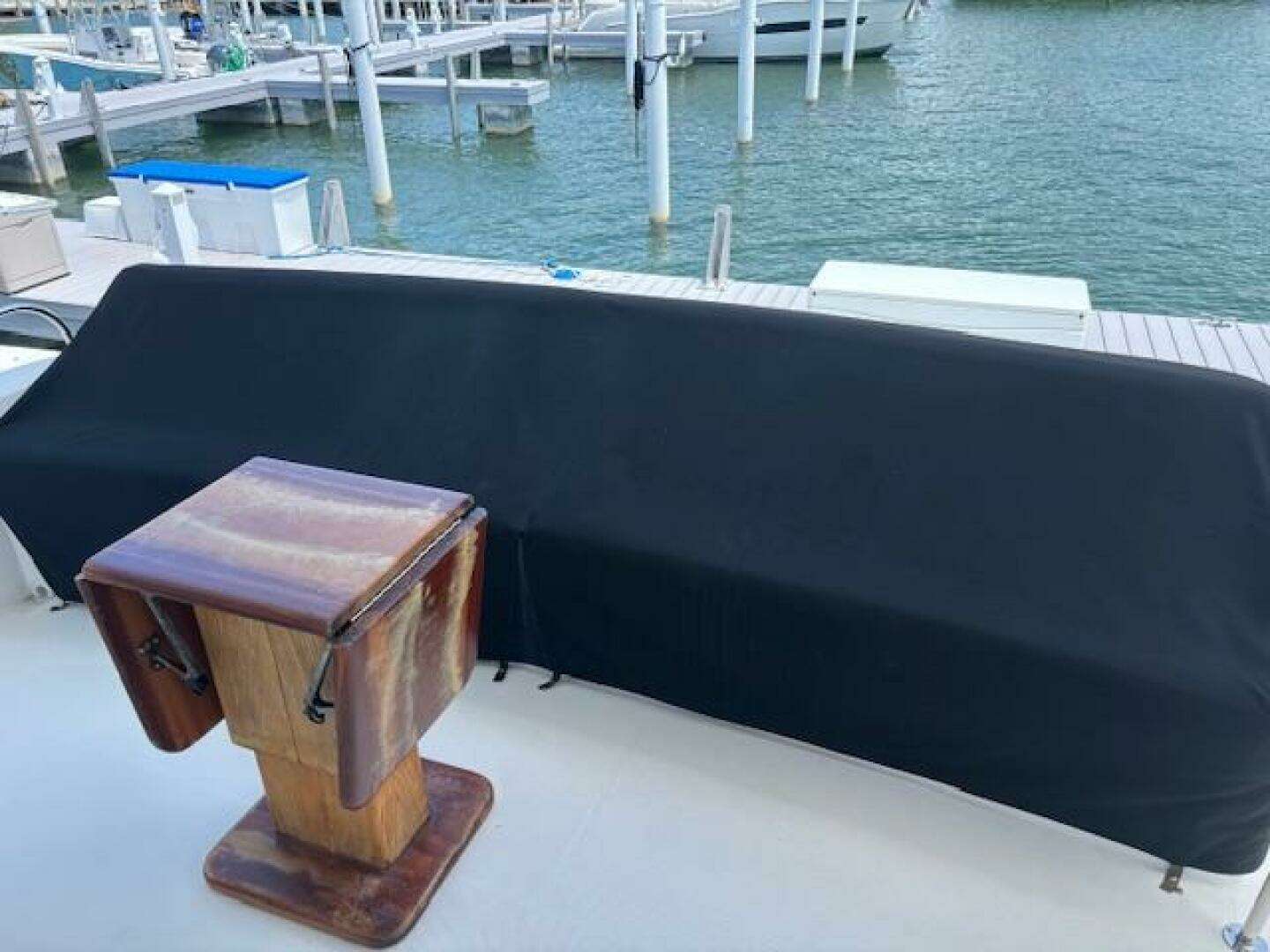 Scout 400 LXF Yacht For Sale