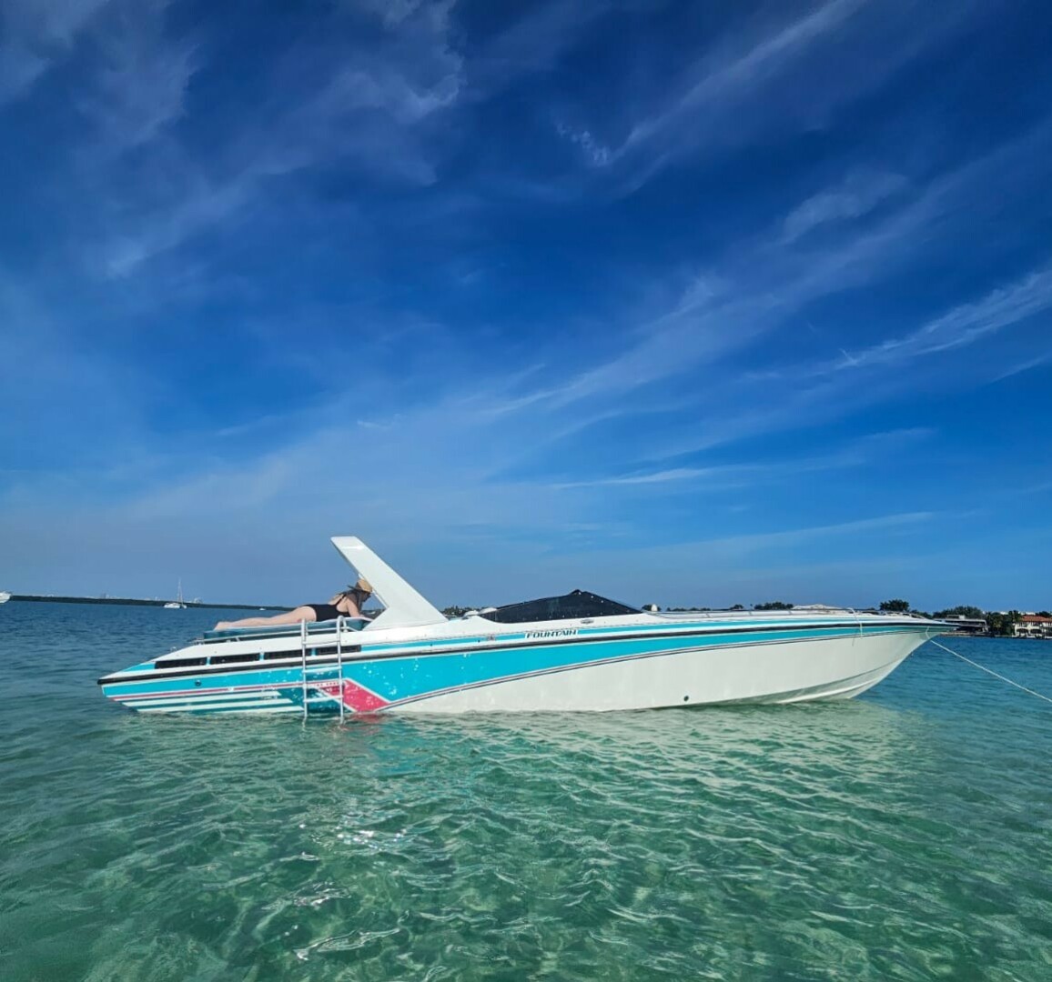38ft Fountain Yacht For Sale