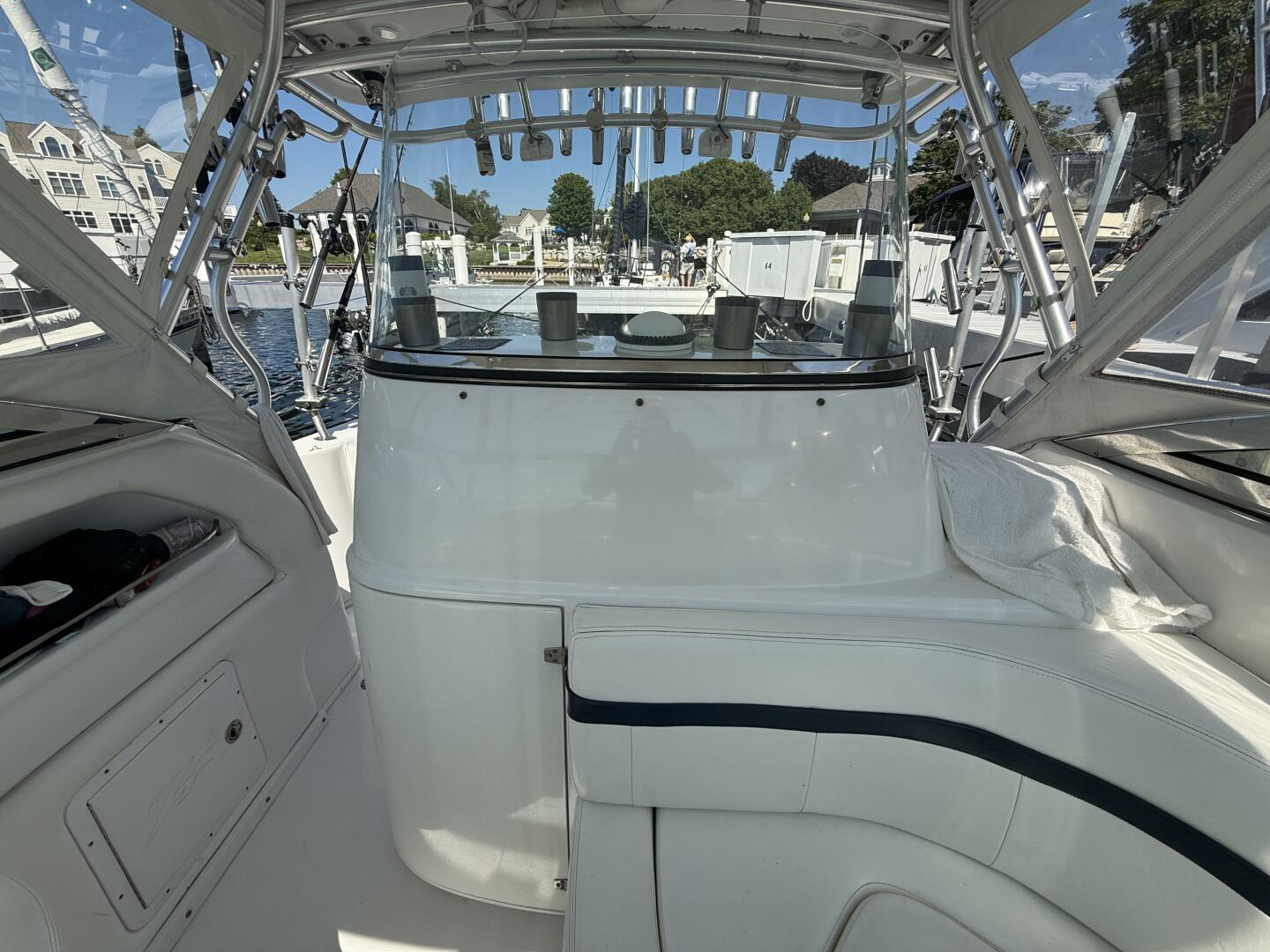 Stacy Dawn 38ft Donzi Yacht For Sale