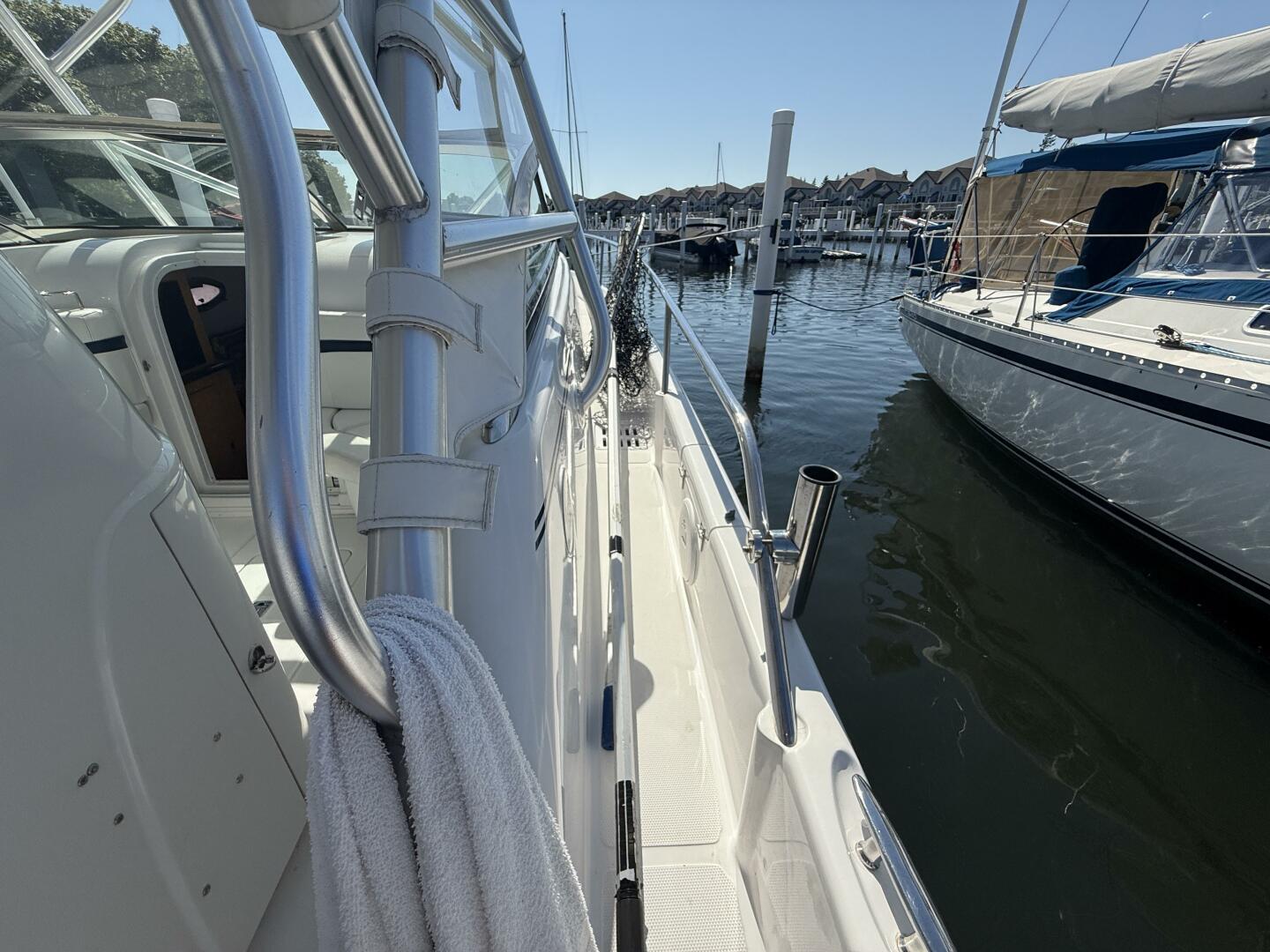 Stacy Dawn 38ft Donzi Yacht For Sale