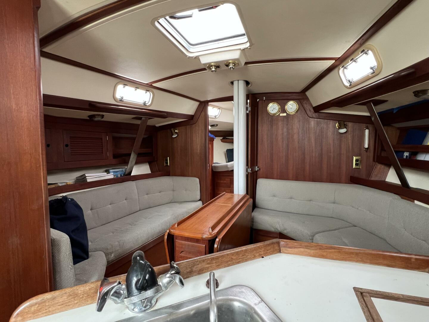 Puts N Calls 35ft Tartan Yacht For Sale