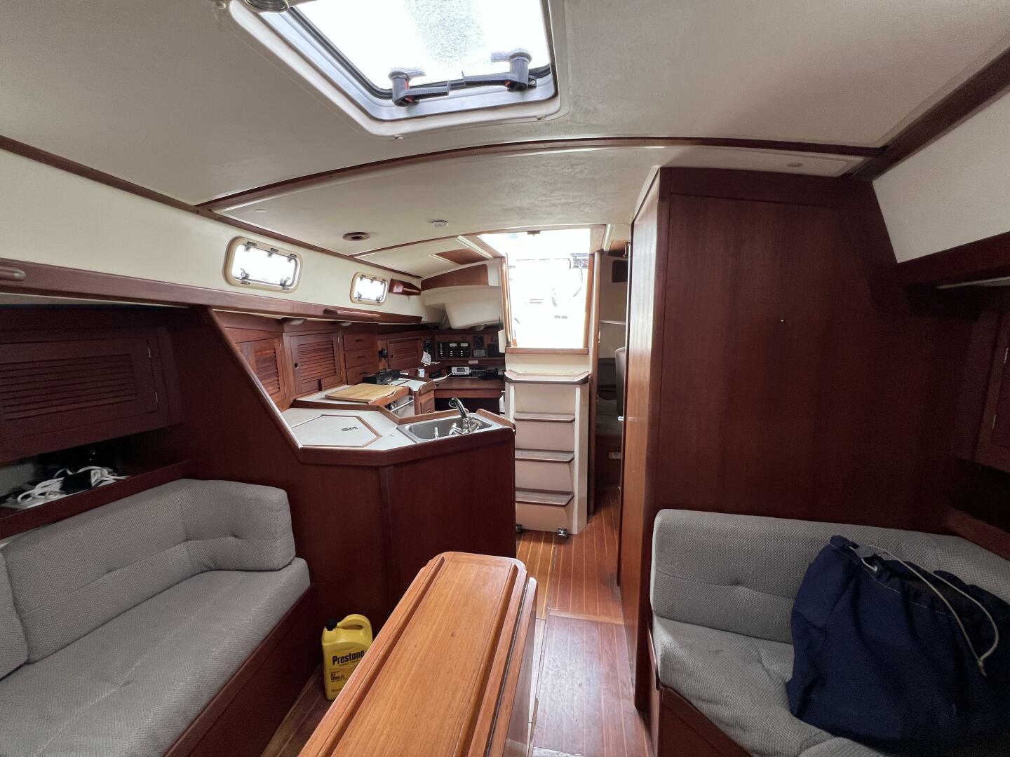 Puts N Calls 35ft Tartan Yacht For Sale