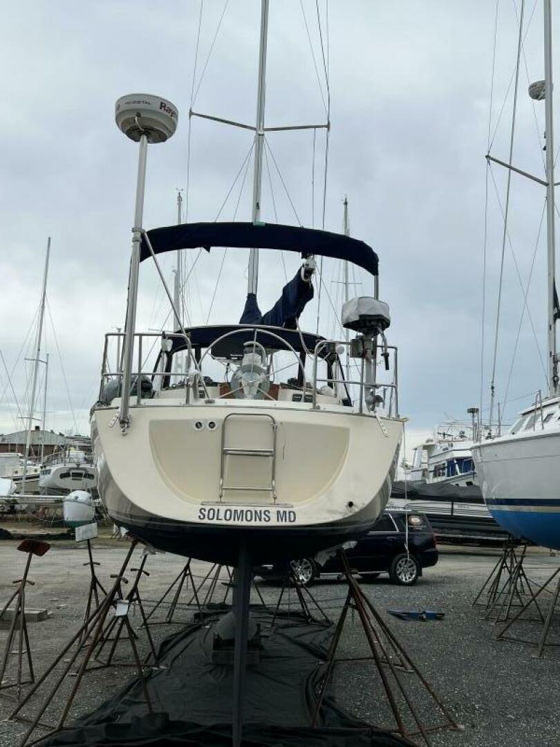 Puts N Calls 35ft Tartan Yacht For Sale
