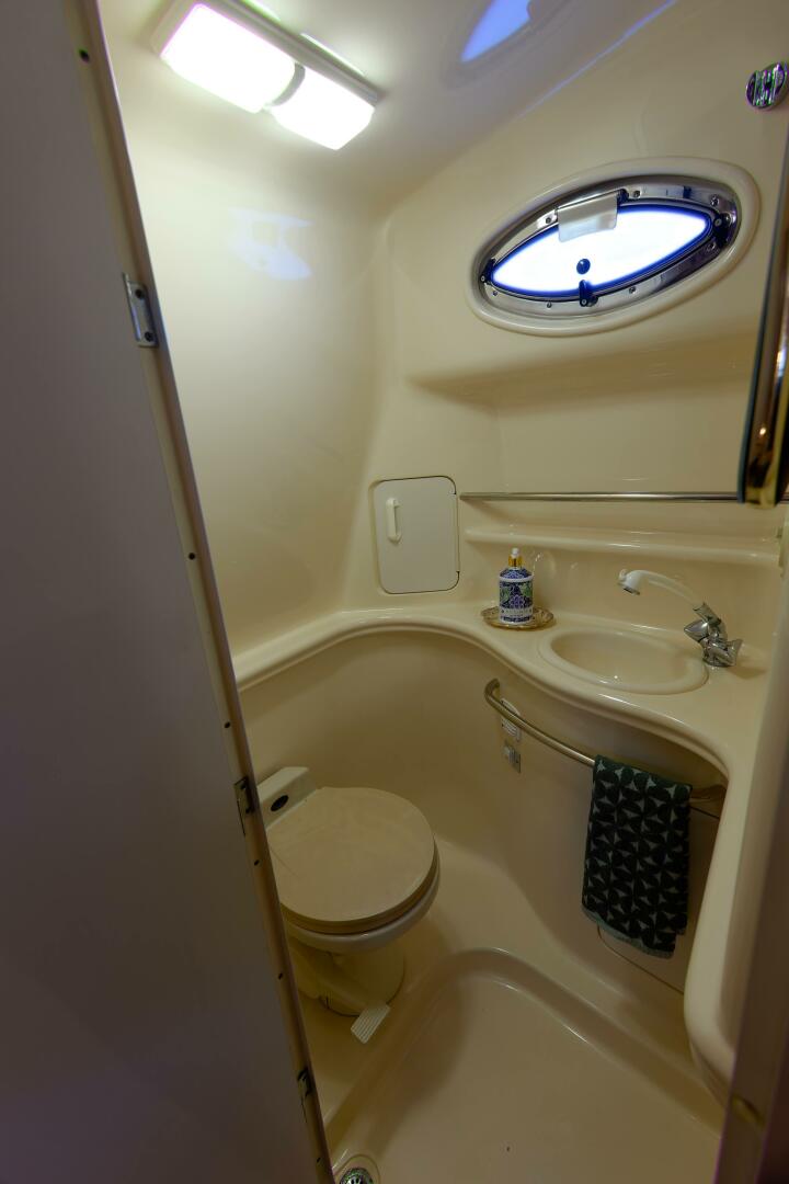Miss Adventure 34ft Sea Ray Yacht For Sale