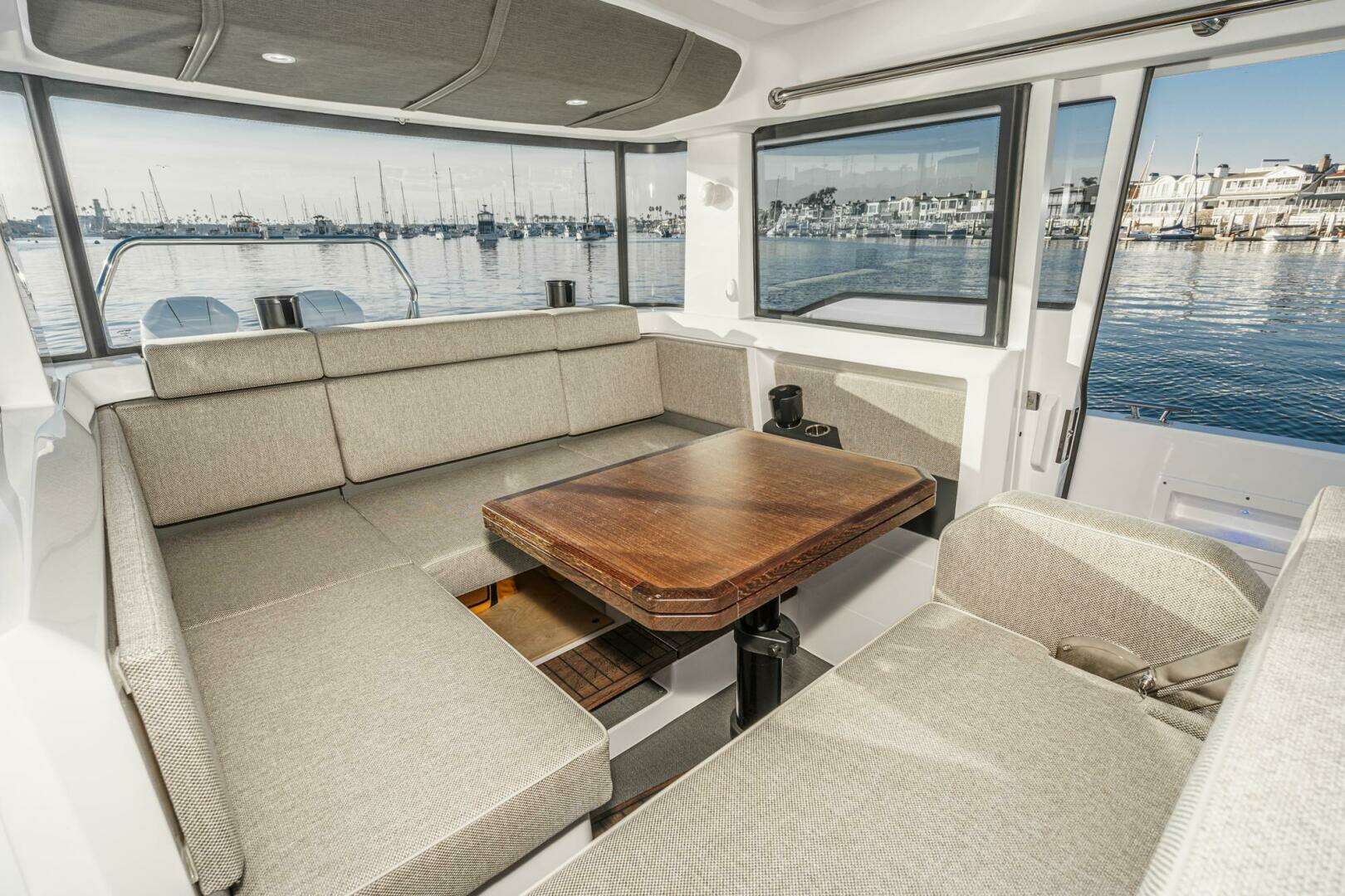 Seacruiser 37ft Axopar Yacht For Sale Seacruiser 37ft Axopar Yacht For Sale