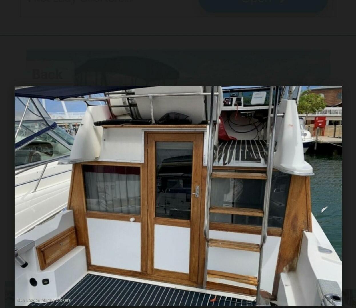 Recess II 25ft Bayliner Yacht For Sale