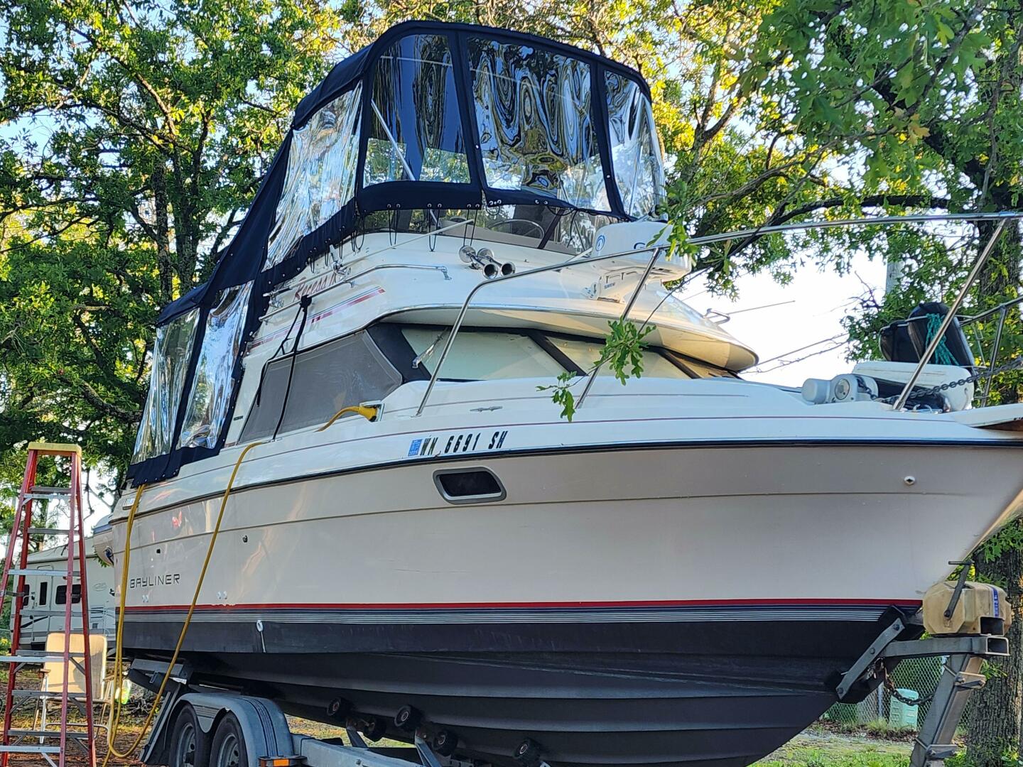 Recess II 25ft Bayliner Yacht For Sale
