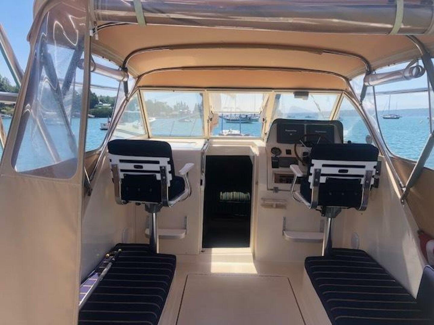 GEMNI 30ft Mainship Yacht For Sale