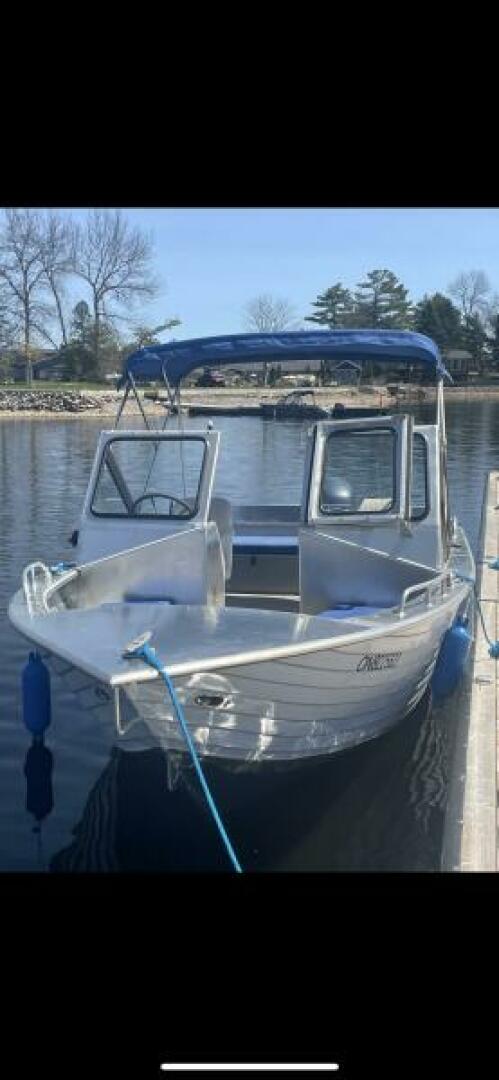 18ft Stanley Yacht For Sale