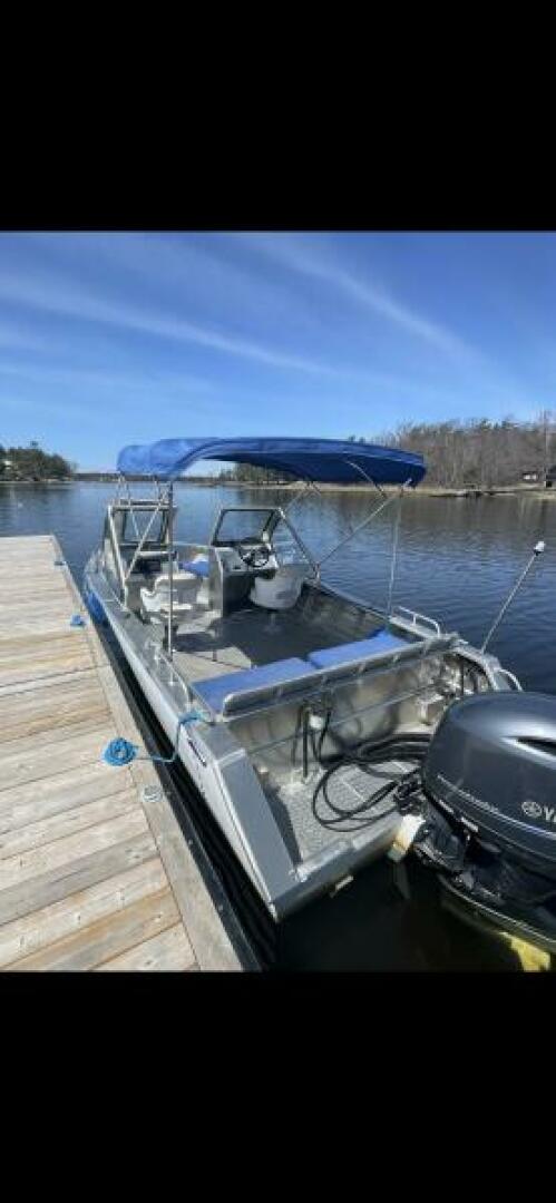 18ft Stanley Yacht For Sale