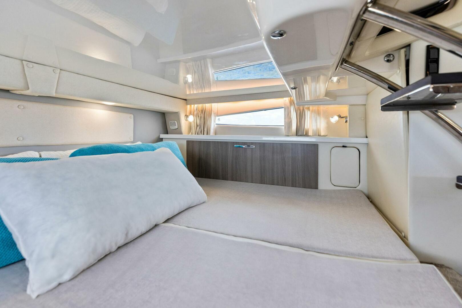 Snuffleupagus 33ft Regal Yacht For Sale