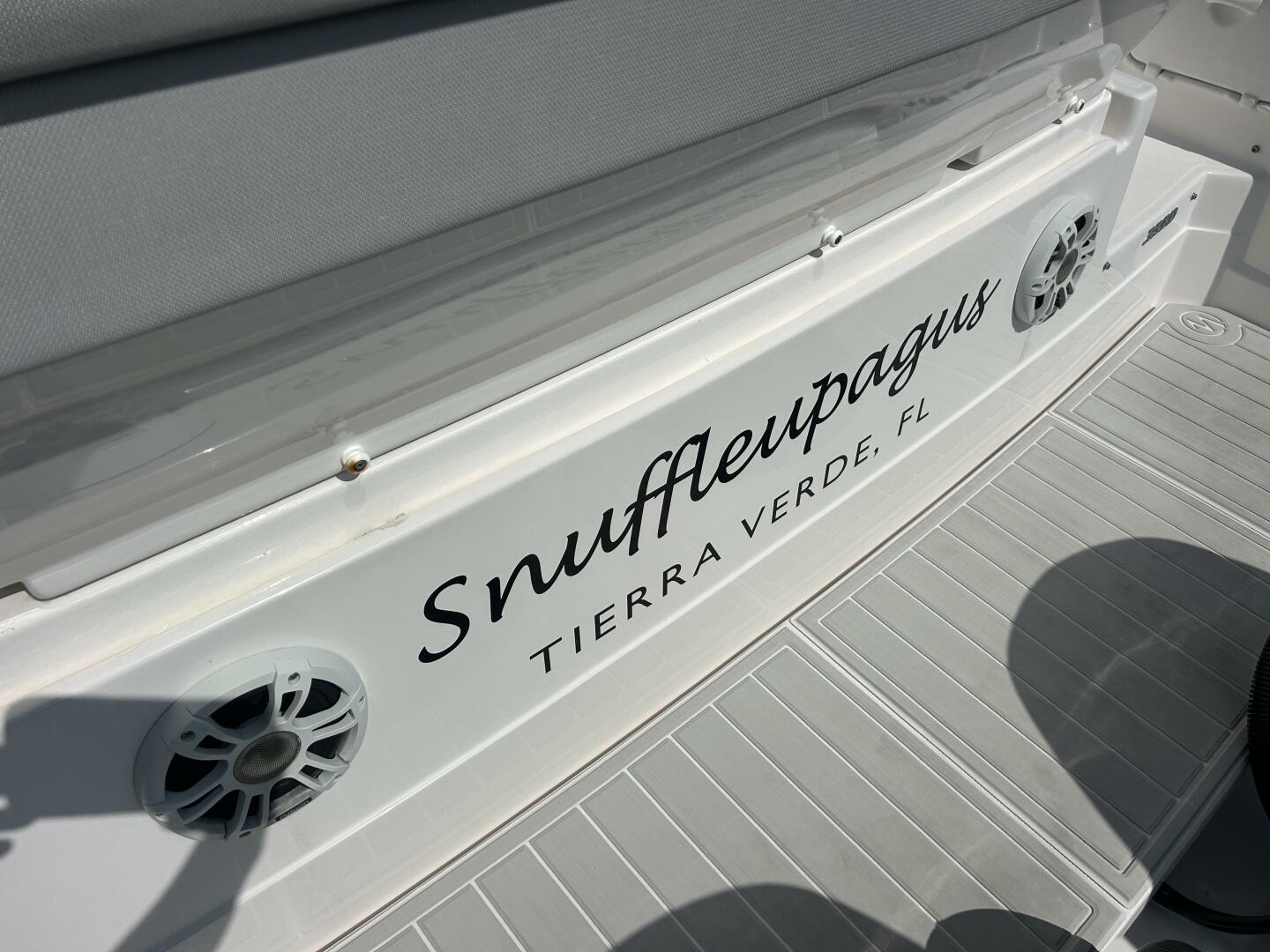2020 Regal 33 XO 'Snuffleupagus'-Swim Platform 