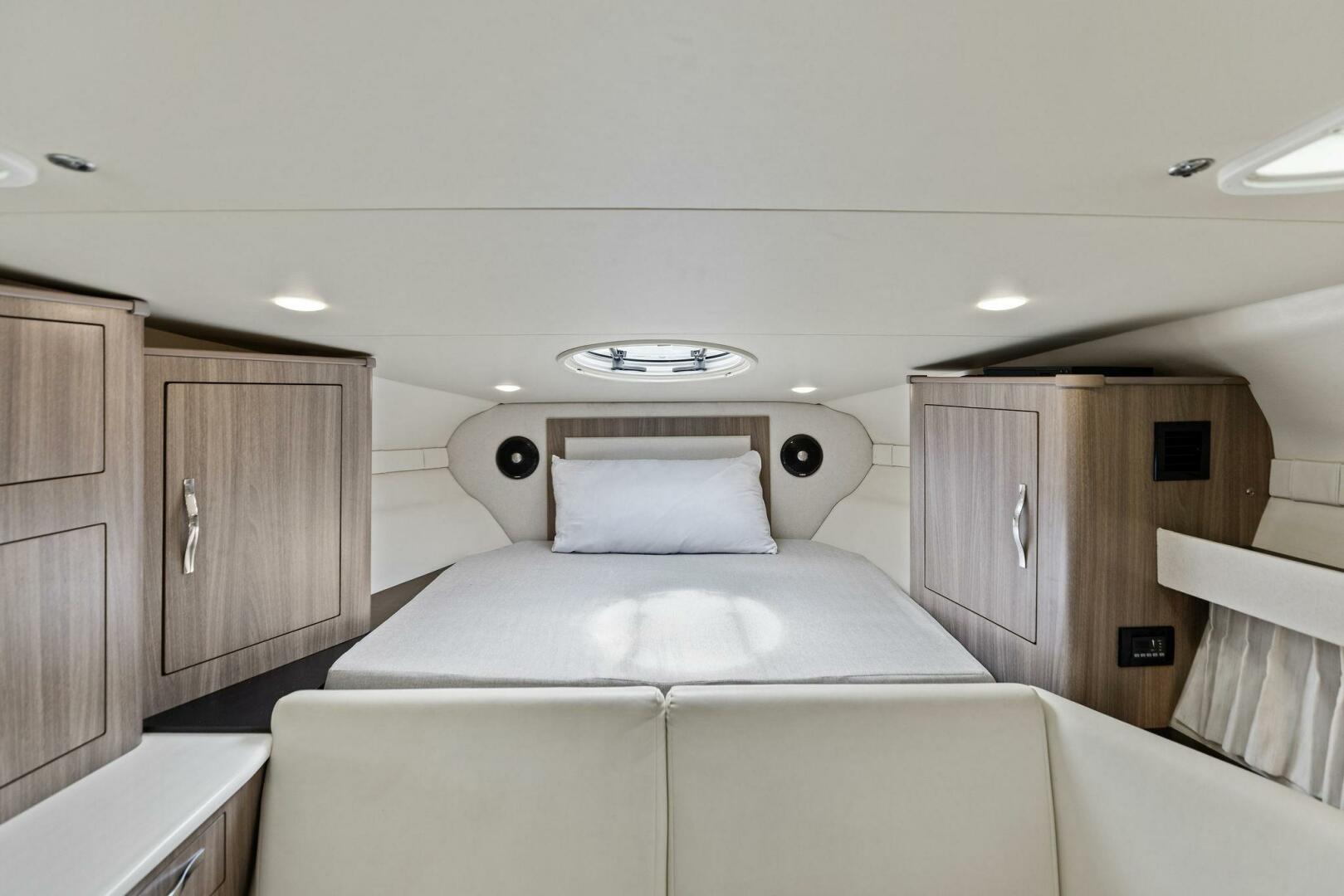 Snuffleupagus 33ft Regal Yacht For Sale
