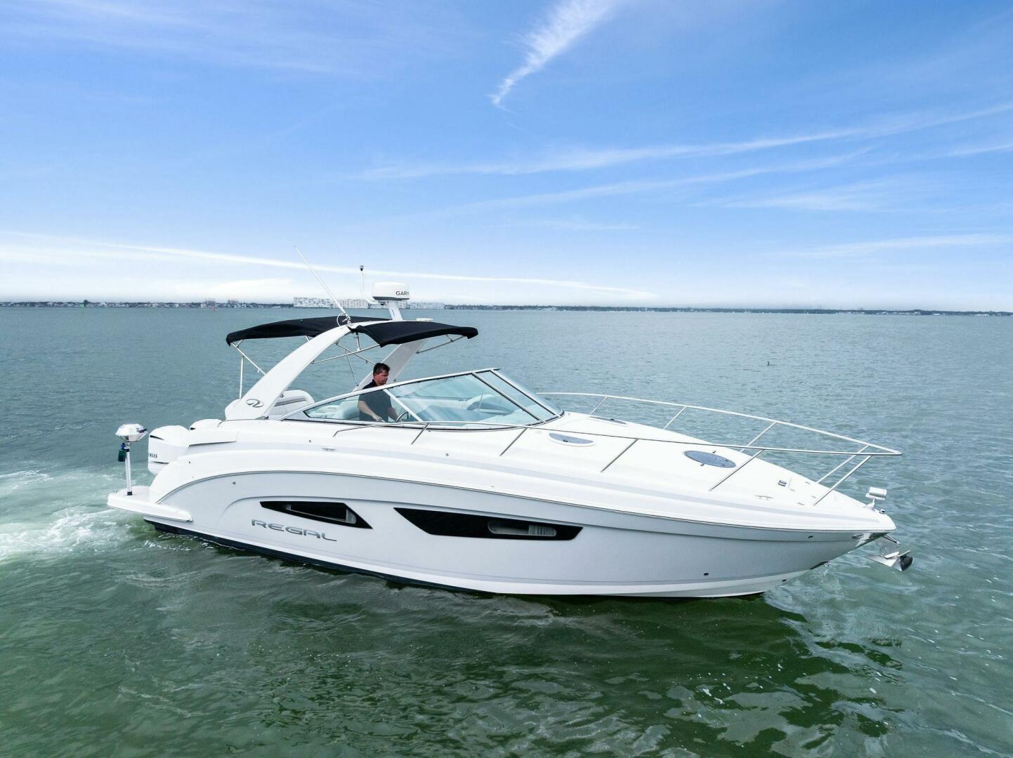 2020 Regal 33 XO 'Snuffleupagus'-Profile