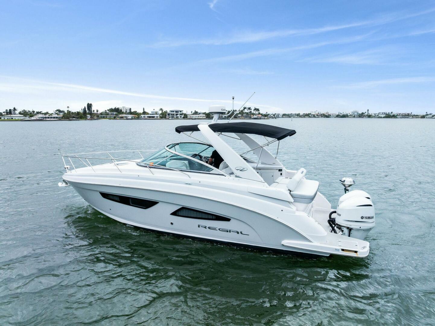 2020 Regal 33 XO 'Snuffleupagus'-Profile Port 