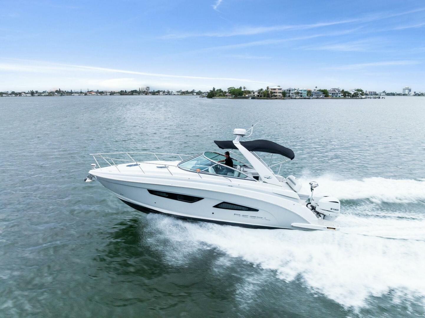 2020 Regal 33 XO 'Snuffleupagus'-Profile Port